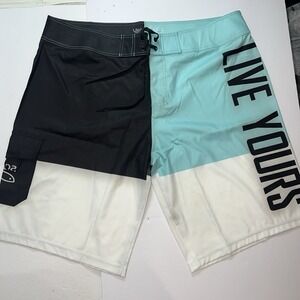 Live Yours Board Shorts Vida‎ 38 Men's Swimsuit Surfing-New No Tag